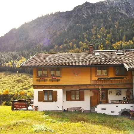 Haus Alpengluehn Appartement