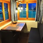 Haus Alpengluehn Апартаменты Хинтерштайн