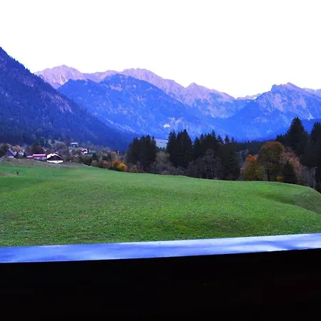 Haus Alpengluehn