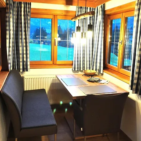 Haus Alpengluehn *
